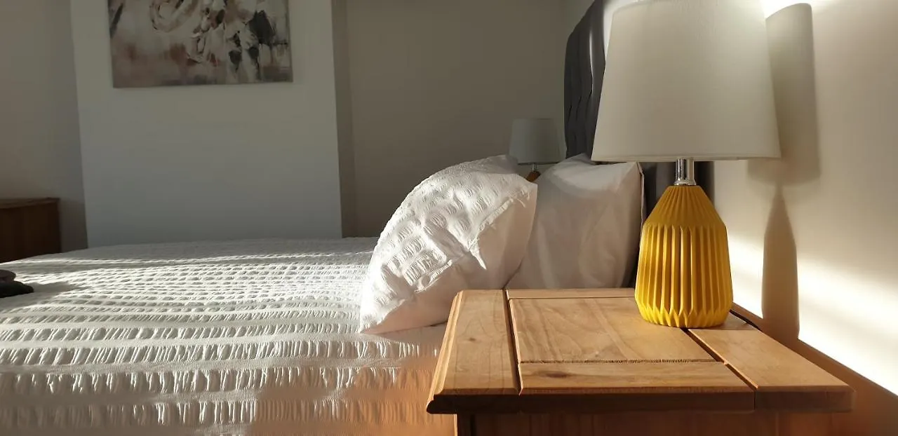Comfort Stay Rooms Brighton Homestay